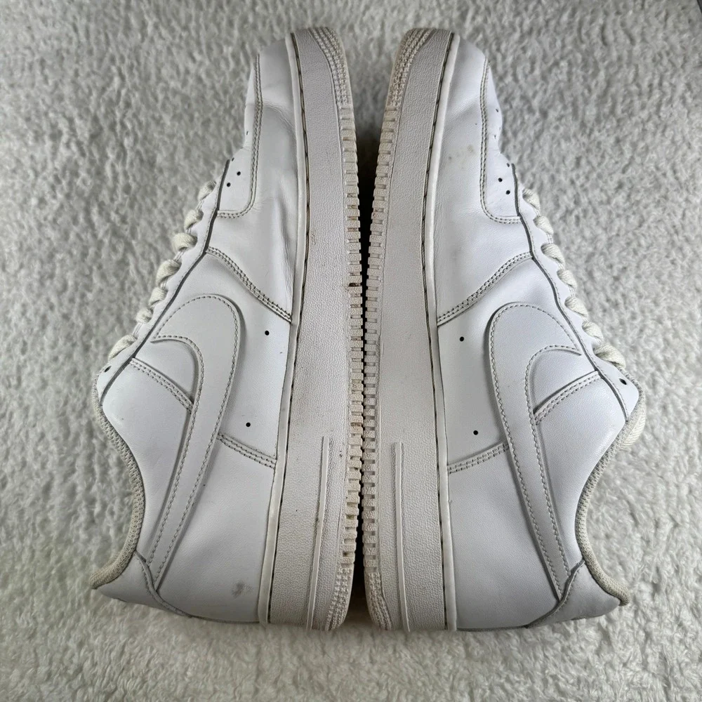 Size 11 - Men's Nike Air Force 1 Low Top Sneaker White Leather Lace Up Shoes